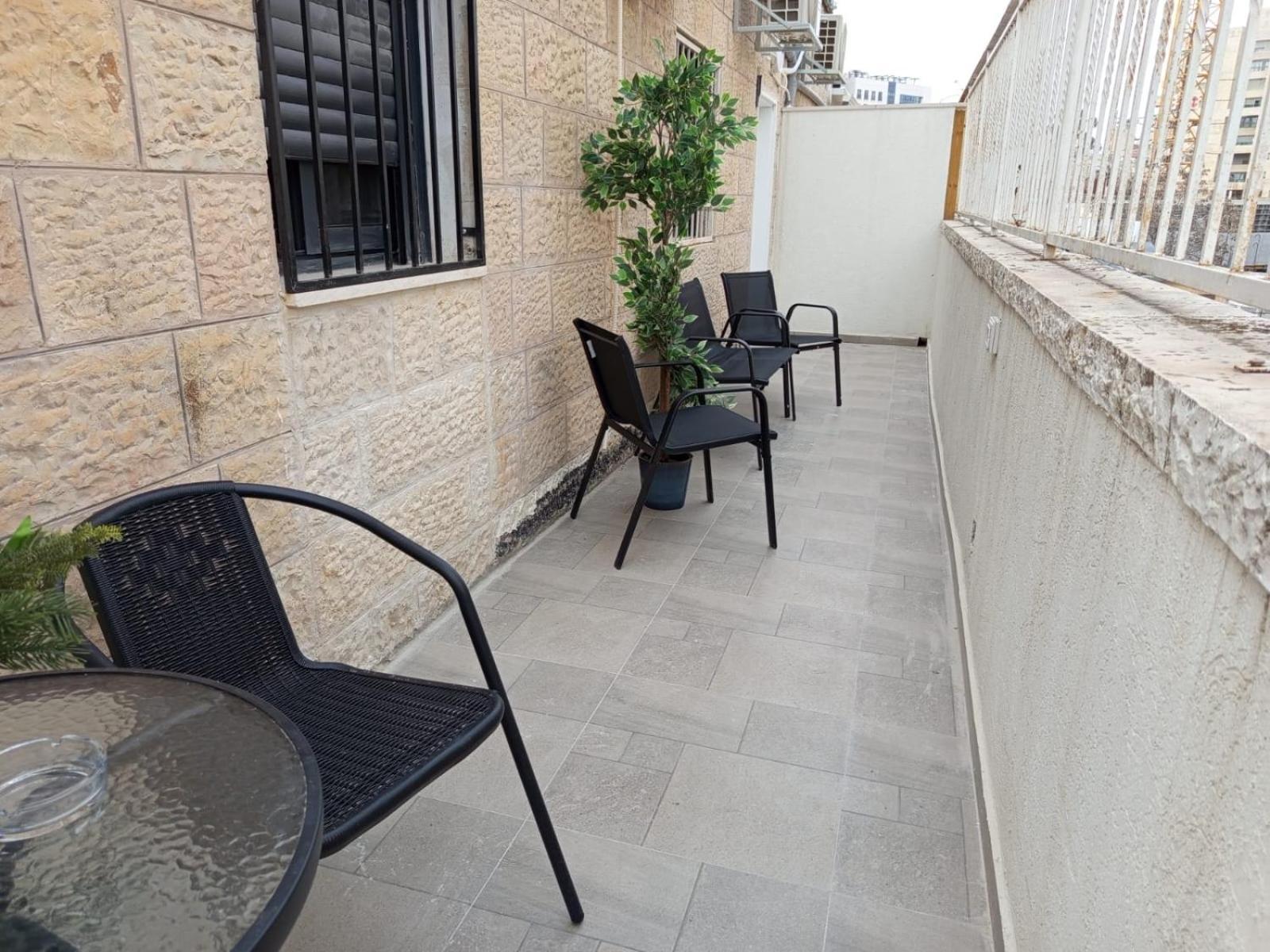 Pergola House 3 Bdr Heart